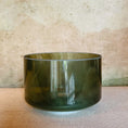 Load and play video in Gallery viewer, Listen to Earth Wisdom Chrysoprase Alchemy Crystal Sound Bowl
